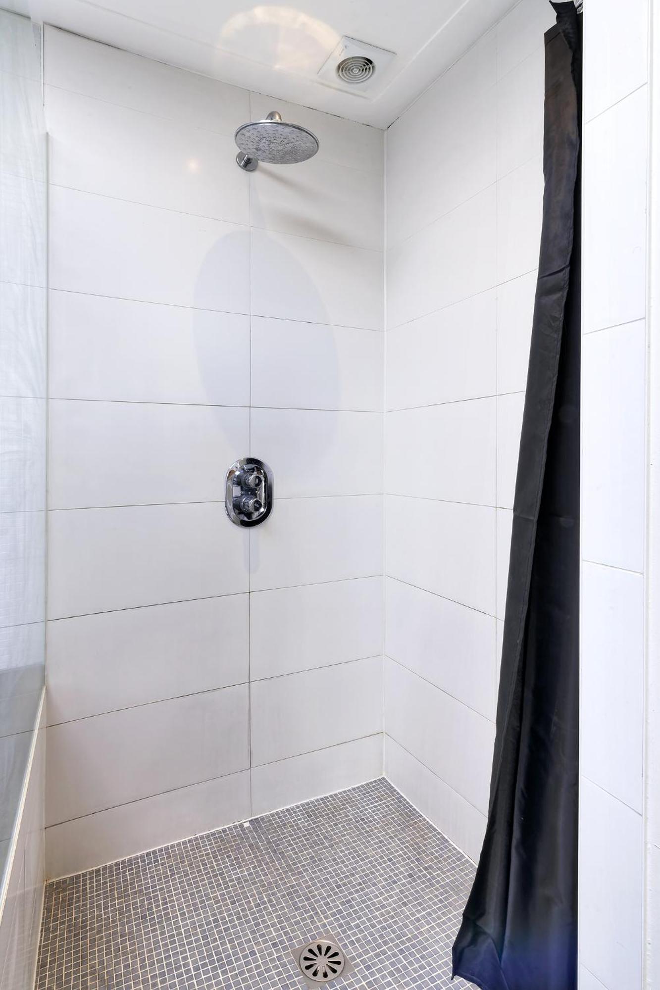 Superior Apartment,1765399944:JPEG